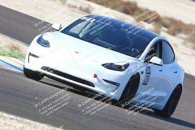 media/Nov-08-2025-Speed Ventures (Sat) [[1c7a6332f5]]/TC B/Session 1 (Turn 3)/